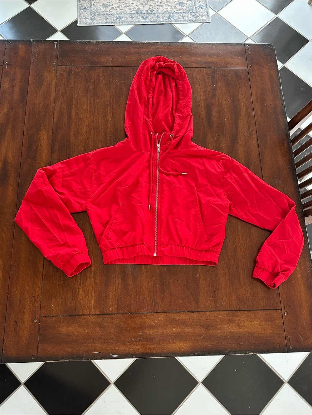 Cropped red jacket - breathable